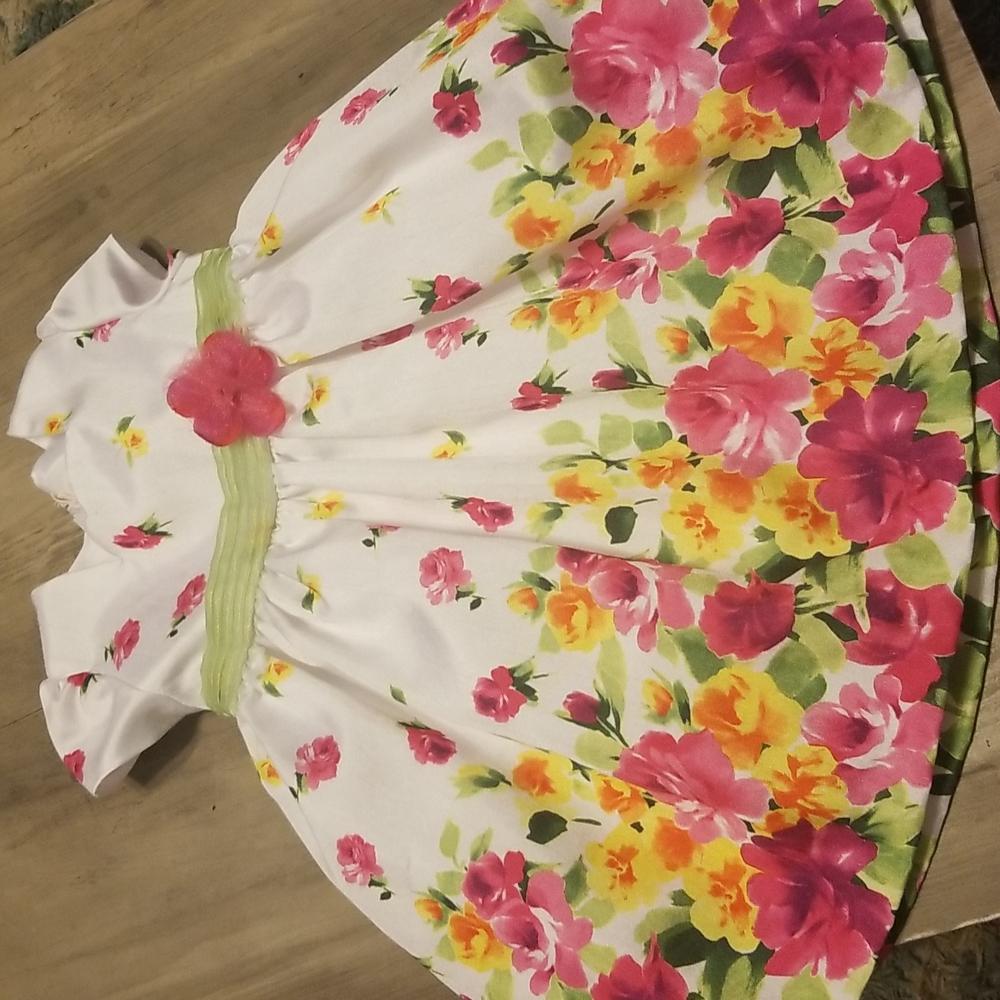 NWOT Floral dress